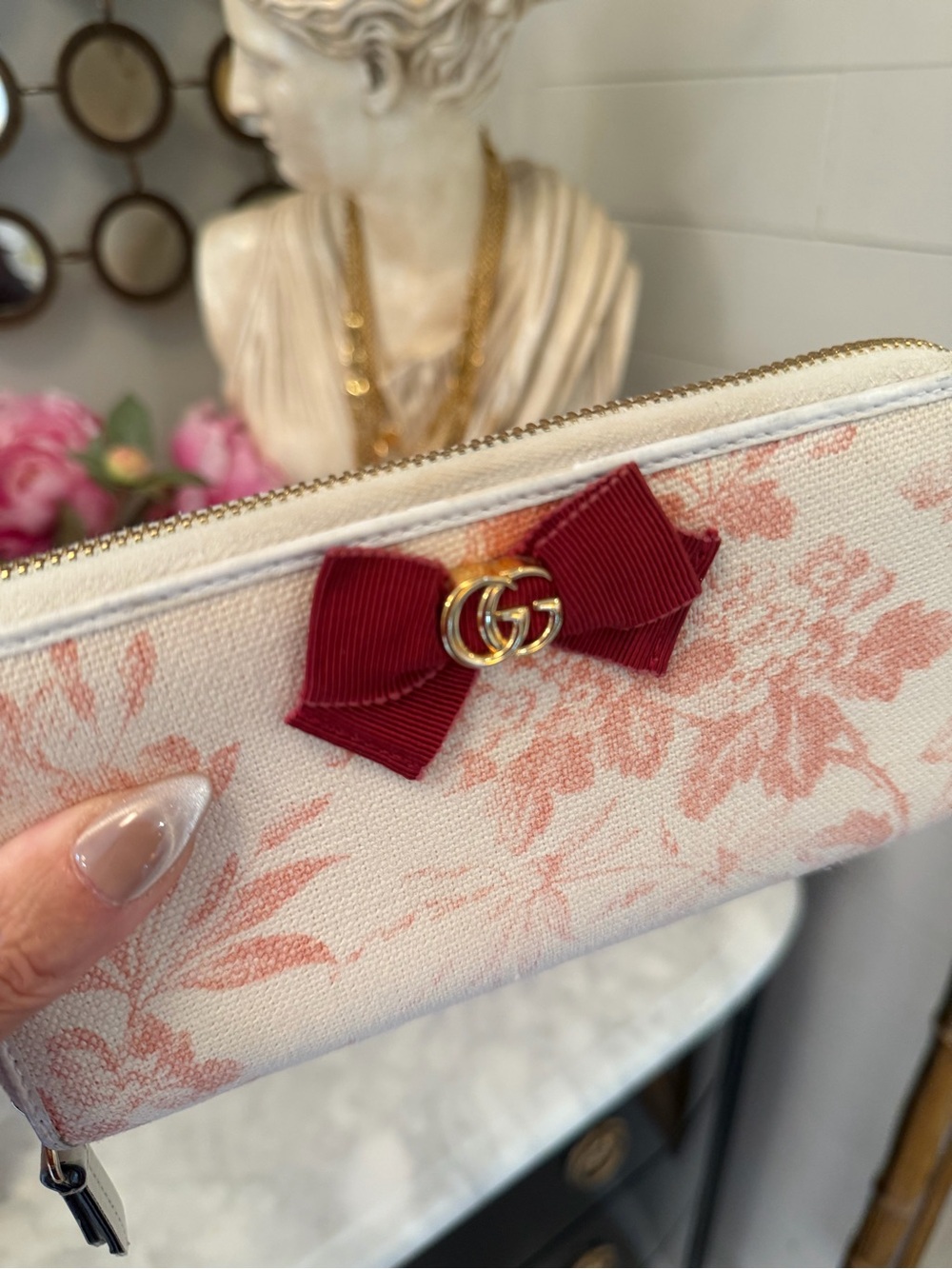 Gucci Cream Canvas Long Ziparound Wallet w Red Bow + Coral Floral Print + Dusty - Picture 6 of 16